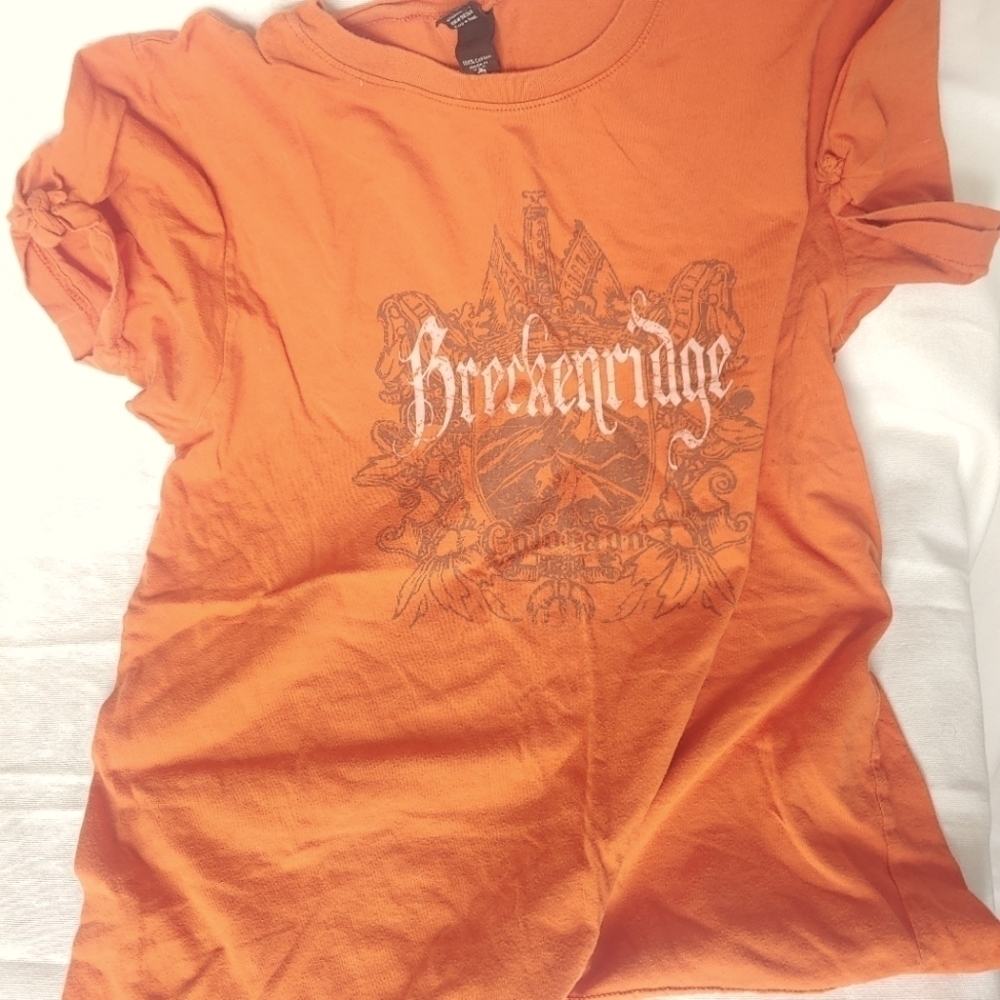 𝅺BRECKENRIDGE, Colorado t-shirt size Medium